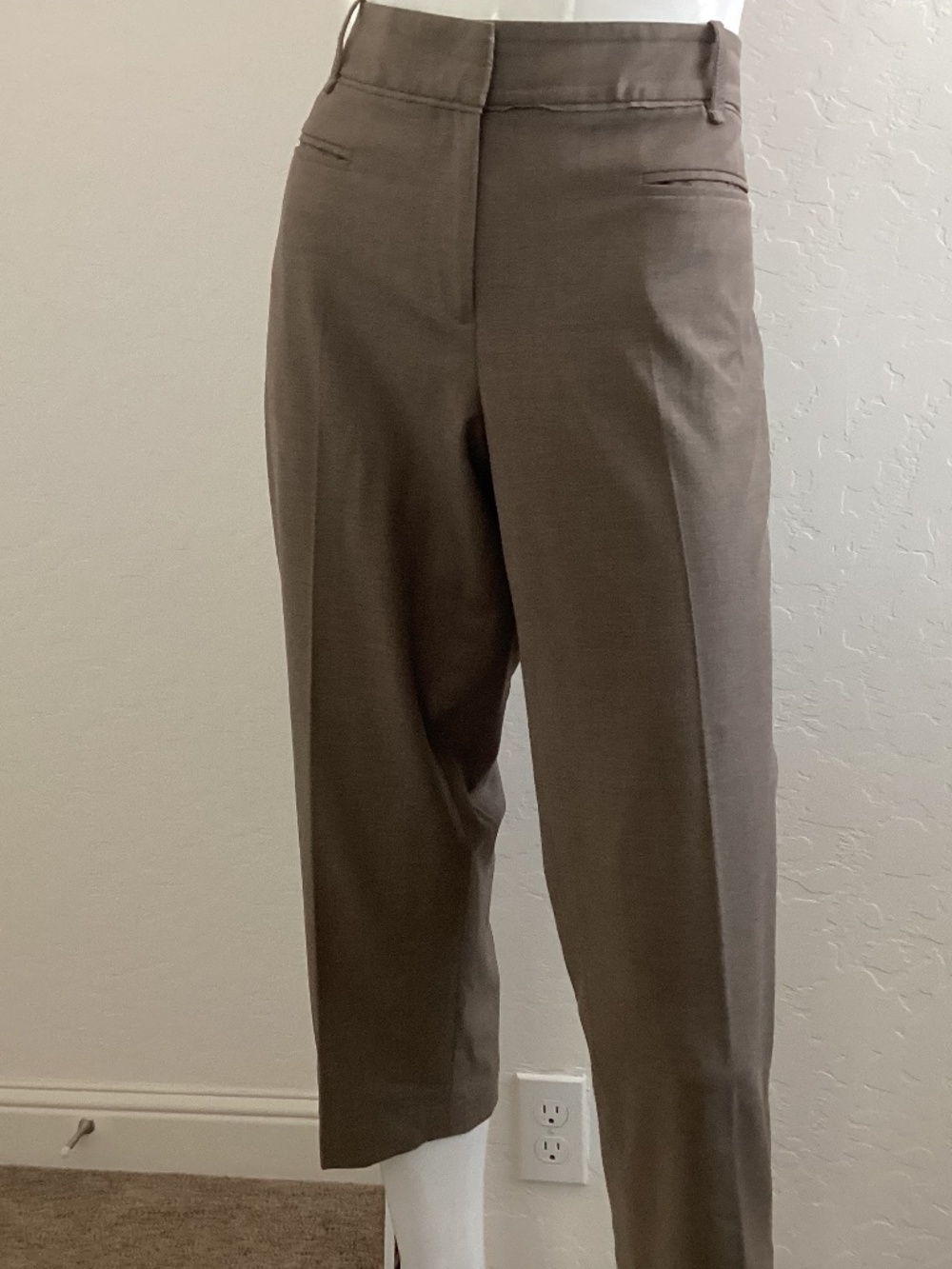 Loft size 12, brown/tan, capri trousers in excellent condition